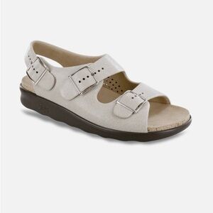 SAS Women's, Relaxed Sandal, Leather, Vanilla, Size 10 ½ Wide